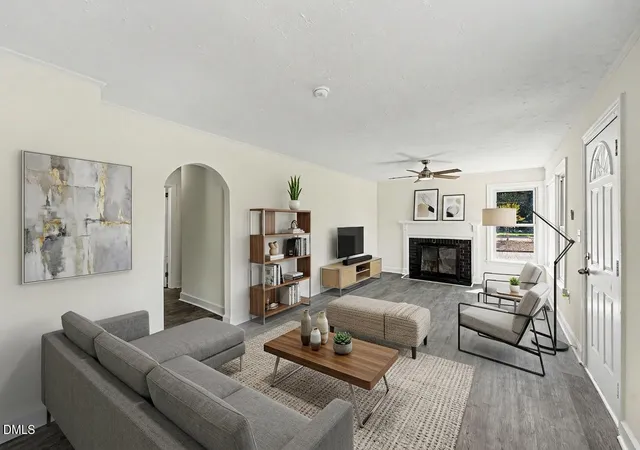 Photo 2 of Single family home for sale at 1009 W New Hampshire Ave, Southern Pines, NC 28387 | MLS# 10198816 | Listing updated on 2026-10-28