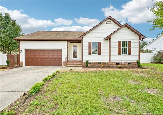 Photo 1 of Sale Pending at 172 Mix Trl Ln, Raeford, NC 28376 | MLS# 771100 | Listing updated on 2026-10-27
