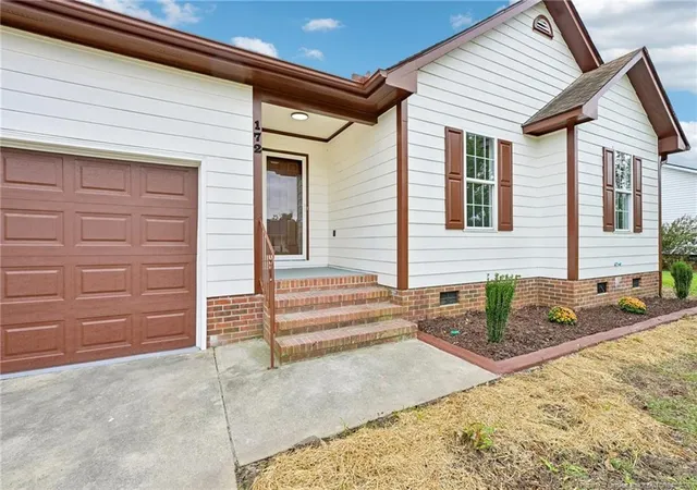 Photo 4 of Sale Pending at 172 Mix Trl Ln, Raeford, NC 28376 | MLS# 771100 | Listing updated on 2026-10-27