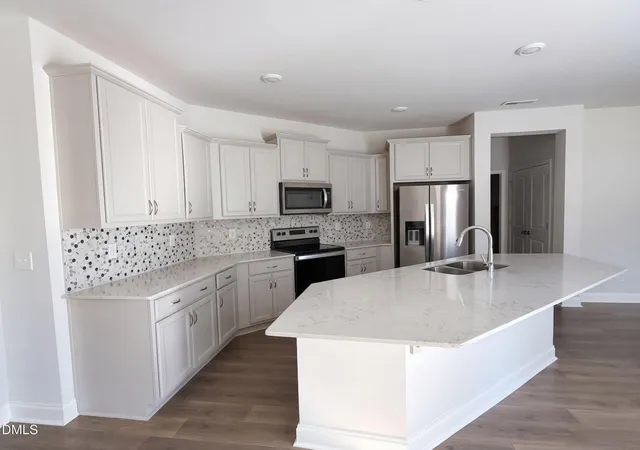 Photo 1 of Single family home for sale at 148 Glenwood Ct, Spring Lake, NC 28390 | MLS# 10198988 | Listing updated on 2026-10-29