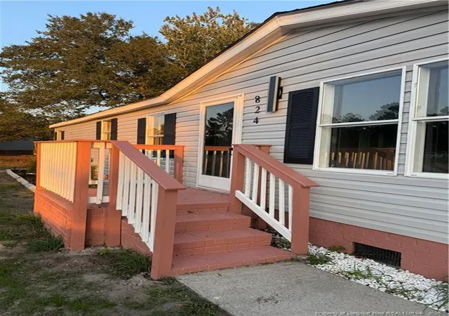 Photo 3 of Manufactured home for sale at 824 Shaker Town Rd, Fayetteville, NC 28312 | MLS# 771104 | Listing updated on 2026-10-27