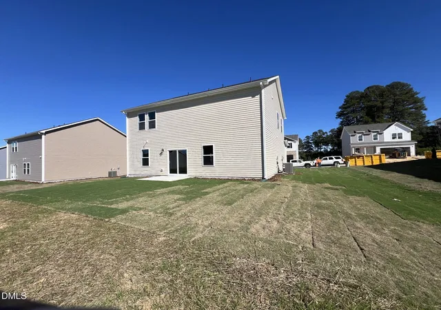 Photo 4 of Single family home for sale at 204 Tar Banks Dr, Louisburg, NC 27549 | MLS# 10199260 | Listing updated on 2026-10-27