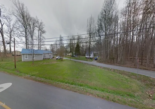 Photo 1 of Single family home for sale at 218 S 10th Street, Mebane, NC 27302 | MLS# 10199276 | Listing updated on 2026-10-20