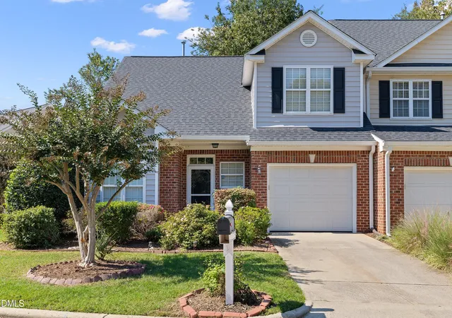 Photo 1 of Sale Pending at 2032 White Pond Ct, Apex, NC 27523 | MLS# 10199331 | Listing updated on 2026-10-29