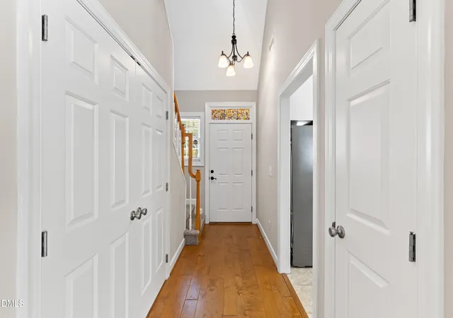 Photo 3 of Sale Pending at 2032 White Pond Ct, Apex, NC 27523 | MLS# 10199331 | Listing updated on 2026-10-29