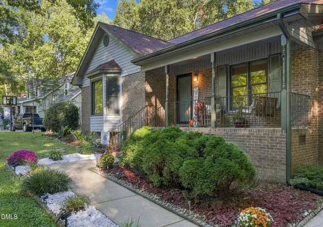 Photo 3 of Single family home for sale at 126 Keri Dr, Garner, NC 27529 | MLS# 10199606 | Listing updated on 2026-10-29