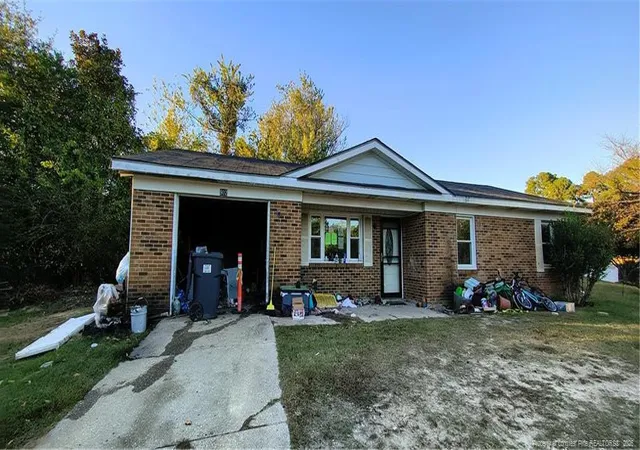 Photo 2 of Sale Pending at 902 Emory Ct, Fayetteville, NC 28311 | MLS# 771187 | Listing updated on 2026-10-28