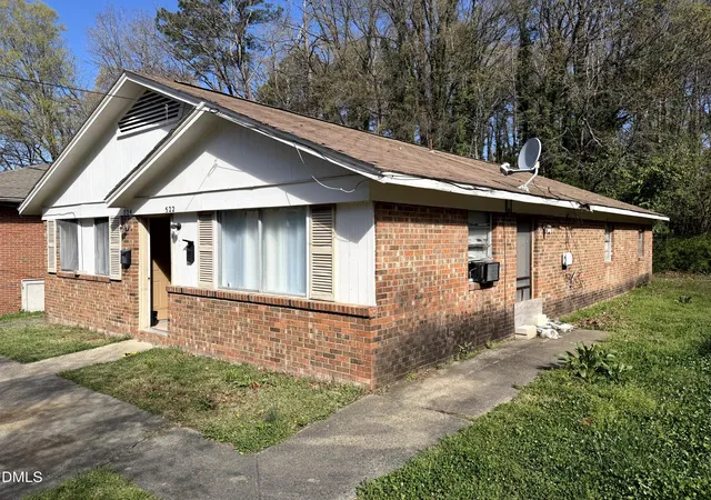 Photo 3 of Sale Pending at 524 Green St, Durham, NC 27701 | MLS# 10199432 | Listing updated on 2026-10-24