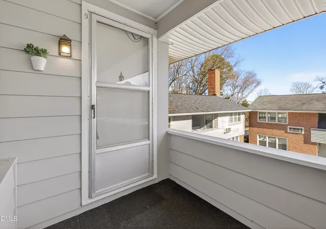 Photo 1 of Condo for sale at 827 Daniels St #D, Raleigh, NC 27605 | MLS# 10200197 | Listing updated on 2026-10-29