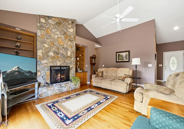 Photo 3 of Single family home for sale at 295 Eastland Crk Rd, Boydton, VA 23917 | MLS# 10200132 | Listing updated on 2026-10-27