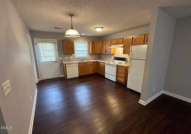 Photo 4 of Sale Pending at 1904 Nc 62, Burlington, NC 27217 | MLS# 10199572 | Listing updated on 2026-10-28
