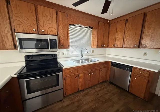 Photo 4 of Sale Pending at 510 Grafton Ave, Fayetteville, NC 28301 | MLS# 771047 | Listing updated on 2026-10-27