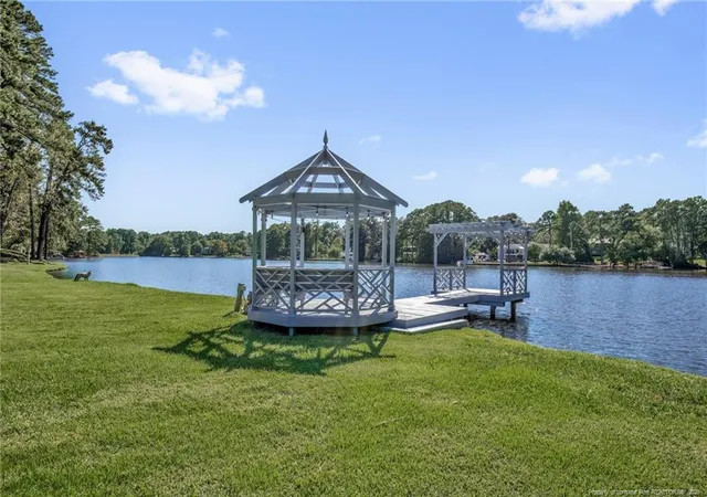 Photo 3 of Mansion for sale at 400 Forest Lake Rd, Fayetteville, NC 28305 | MLS# 771329 | Listing updated on 2026-10-22