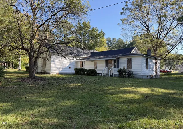Photo 2 of Sale Pending at 340 Henderson St, Oxford, NC 27565 | MLS# 10199649 | Listing updated on 2026-10-28