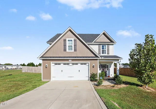 Photo 2 of Single family home for sale at 152 Briar Den, Benson, NC 27504 | MLS# 10199957 | Listing updated on 2026-10-27