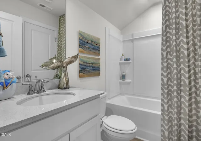 Photo 4 of Single family home for sale at 61 King Tucks Way, Four Oaks, NC 27524 | MLS# 10199810 | Listing updated on 2026-10-29