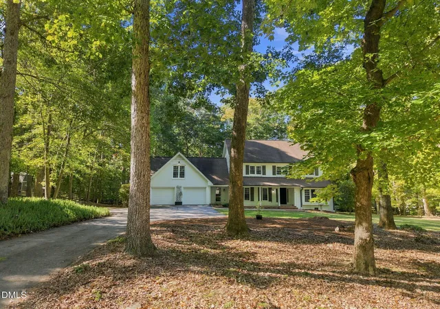 Photo 4 of Single family home for sale at 11413 Old Creedmoor Rd, Raleigh, NC 27613 | MLS# 10200117 | Listing updated on 2026-10-26