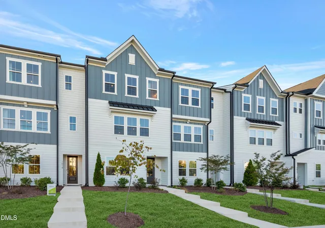 Photo 2 of Townhouse for sale at 1016 Zelkova Ln, Chapel Hill, NC 27517 | MLS# 10200036 | Listing updated on 2026-10-29