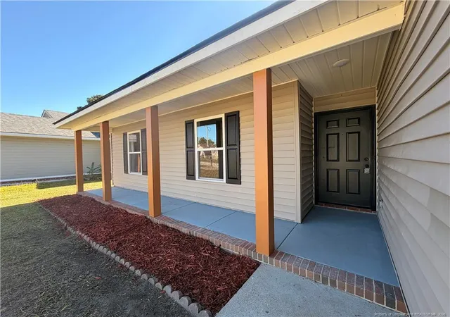 Photo 1 of Sale Pending at 2158 Skyview Dr, Fayetteville, NC 28304 | MLS# 771419 | Listing updated on 2026-10-30