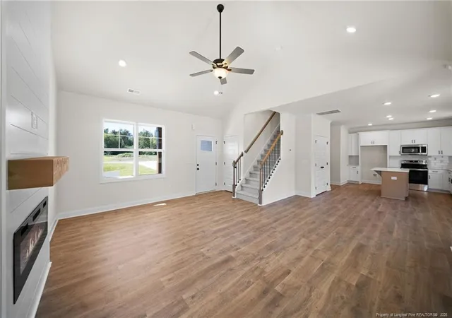 Photo 3 of Single family home for sale at 186 Evelene Way, Clinton, NC 28328 | MLS# 771449 | Listing updated on 2026-10-24