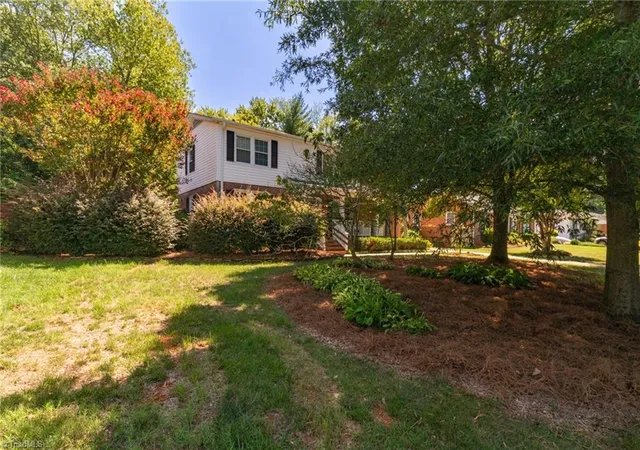 Photo 2 of Sale Pending at 2014 Medhurst Dr, Greensboro, NC 27410 | MLS# 1234852 | Listing updated on 2026-09-13