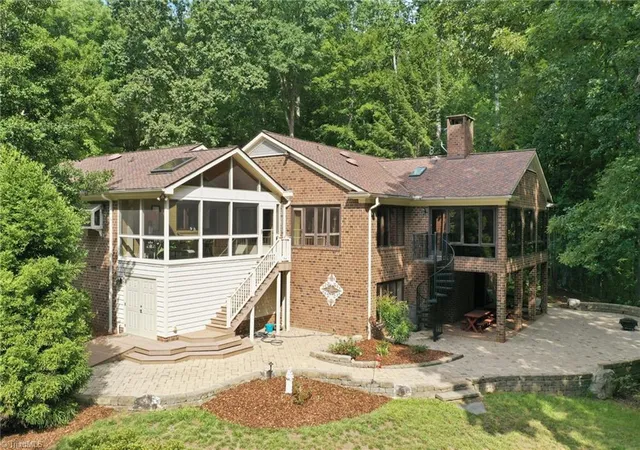 Photo 3 of Sale Pending at 2578 Keck Dr, Burlington, NC 27215 | MLS# 1233857 | Listing updated on 2026-09-12
