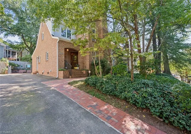 Photo 3 of Sale Pending at 818 Carolina Ave, Winston Salem, NC 27101 | MLS# 1236152 | Listing updated on 2026-09-27