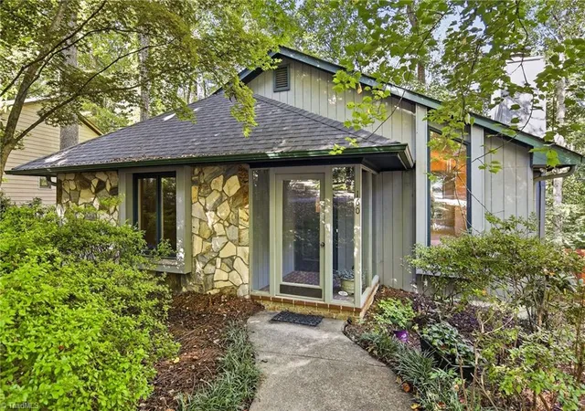 Photo 1 of Sale Pending at 160 Carrisbrooke Ln, Winston Salem, NC 27104 | MLS# 1237119 | Listing updated on 2026-10-29