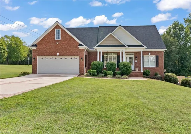 Photo 1 of Single family home for sale at 117 Chandler Dr, Lexington, NC 27295 | MLS# 1236388 | Listing updated on 2026-09-24