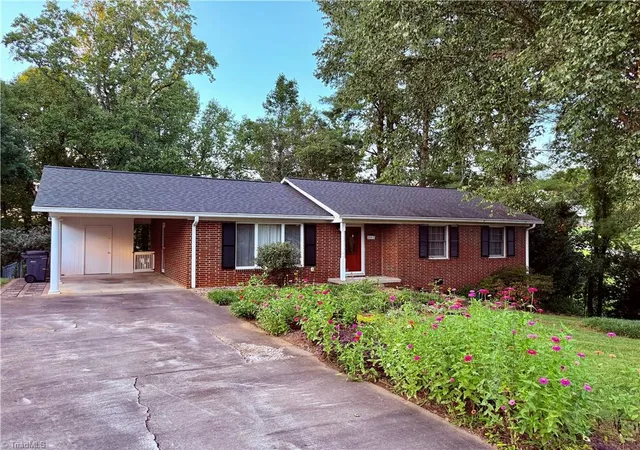 Photo 2 of Sale Pending at 802 Woodland Blvd, Wilkesboro, NC 28697 | MLS# 1235648 | Listing updated on 2026-09-16