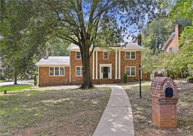 Photo 1 of Single family home for sale at 33 Kemp Rd E, Greensboro, NC 27410 | MLS# 1236299 | Listing updated on 2026-10-03