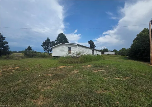 Photo 3 of Manufactured home for sale at 3006 Surratt Rd, Denton, NC 27239 | MLS# 1236257 | Listing updated on 2026-09-19