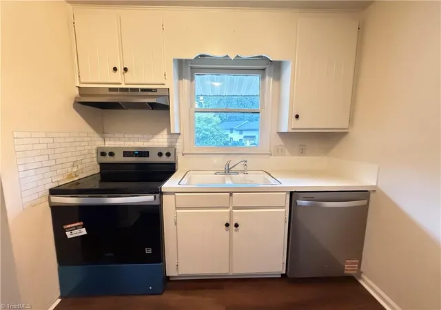 Photo 4 of Single family home for sale at 919 Ridge Ct #155, Winston Salem, NC 27107 | MLS# 1236859 | Listing updated on 2026-10-23