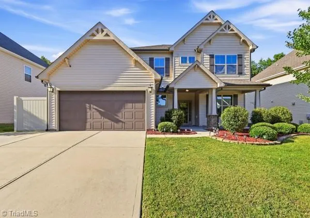 Photo 2 of Single family home for sale at 1435 Sawyer Ave, High Point, NC 27265 | MLS# 1235460 | Listing updated on 2026-10-03