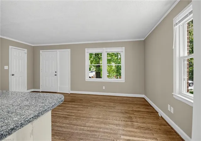 Photo 3 of Sale Pending at 843 Willow Pl, High Point, NC 27260 | MLS# 1235402 | Listing updated on 2026-09-24