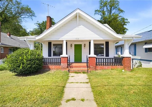 Photo 1 of Single family home for sale at 710 Wentworth St, Reidsville, NC 27320 | MLS# 1235886 | Listing updated on 2026-09-17