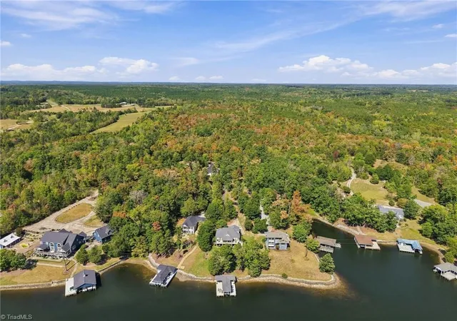 Photo 4 of Single family home for sale at 160 Crystal Bay Rd, Semora, NC 27343 | MLS# 1235964 | Listing updated on 2026-09-20