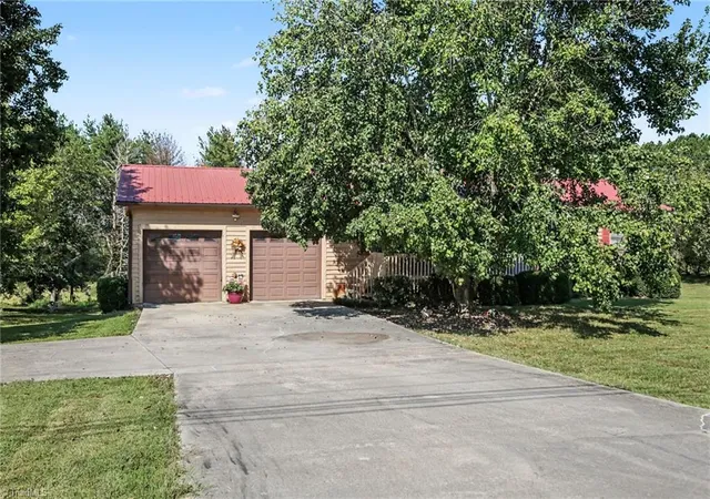 Photo 2 of Sale Pending at 2136 Swicegood Rd, Linwood, NC 27299 | MLS# 1236076 | Listing updated on 2026-10-06