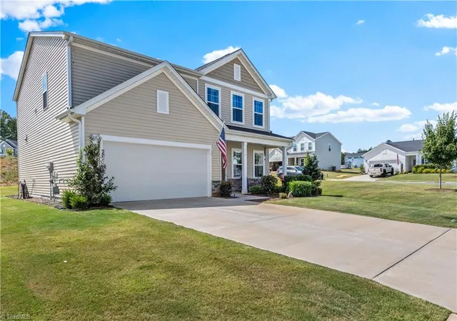 Photo 3 of Single family home for sale at 115 Cremello Dr, King, NC 27021 | MLS# 1234367 | Listing updated on 2026-10-07