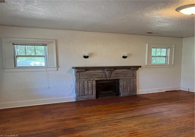 Photo 3 of Single family home for sale at 2311 Mullins Dr, Winston Salem, NC 27107 | MLS# 1237287 | Listing updated on 2026-10-21