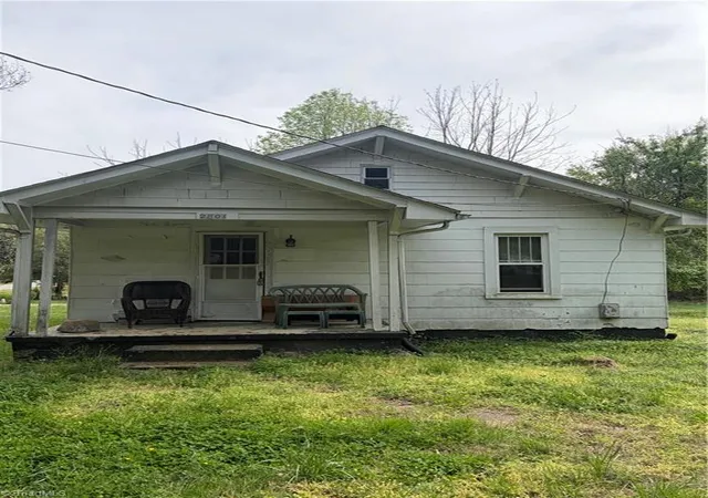 Photo 1 of Single family home for sale at 2801 W Vandalia Rd, Greensboro, NC 27407 | MLS# 1236681 | Listing updated on 2026-09-27