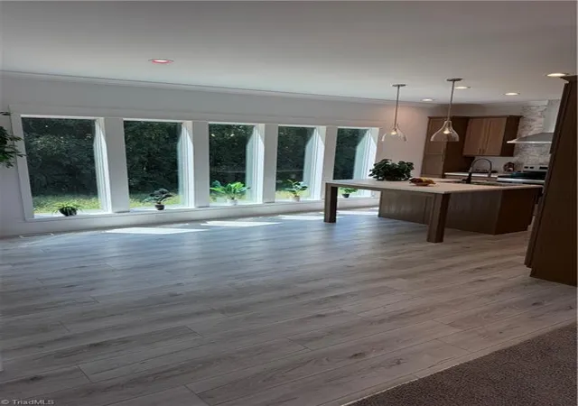 Photo 4 of Manufactured home for sale at 5101 Center Rd, Jonesville, NC 28642 | MLS# 1234147 | Listing updated on 2026-09-23