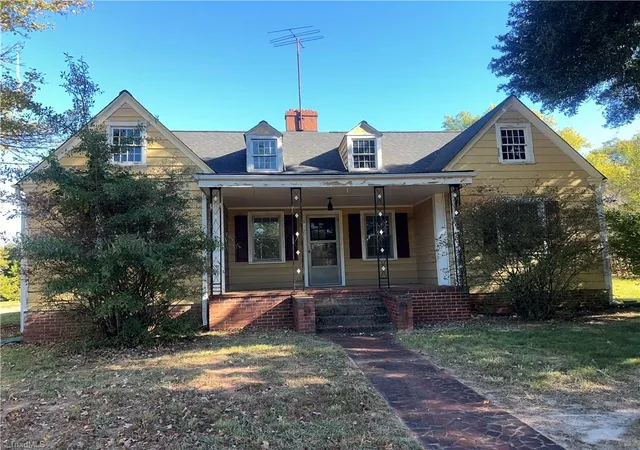 Photo 1 of Single family home for sale at 4677 White Rock Rd, Winston Salem, NC 27105 | MLS# 1239967 | Listing updated on 2026-10-27