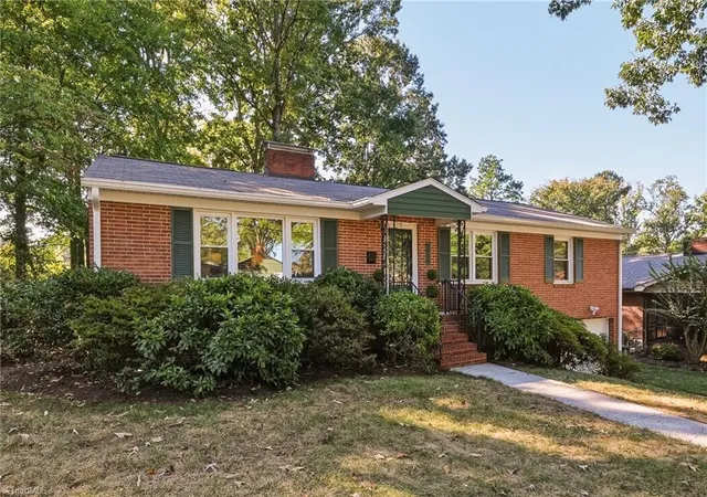 Photo 2 of Sale Pending at 2716 Patricia Ln, Winston Salem, NC 27103 | MLS# 1238527 | Listing updated on 2026-10-18