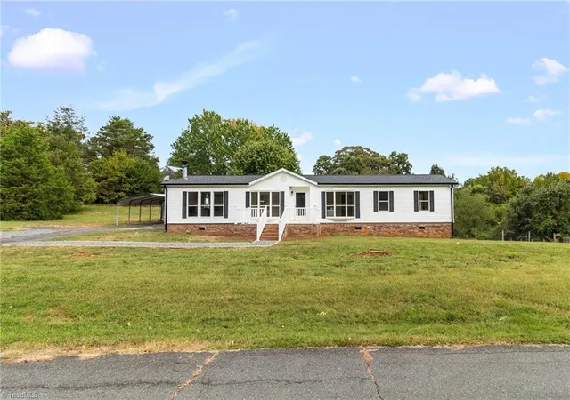 Photo 2 of Sale Pending at 1141 Cook St, Winston Salem, NC 27105 | MLS# 1234986 | Listing updated on 2026-09-17