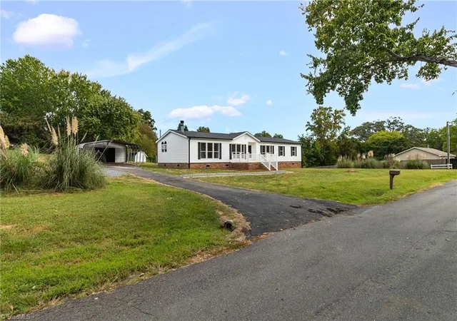 Photo 3 of Sale Pending at 1141 Cook St, Winston Salem, NC 27105 | MLS# 1234986 | Listing updated on 2026-09-17