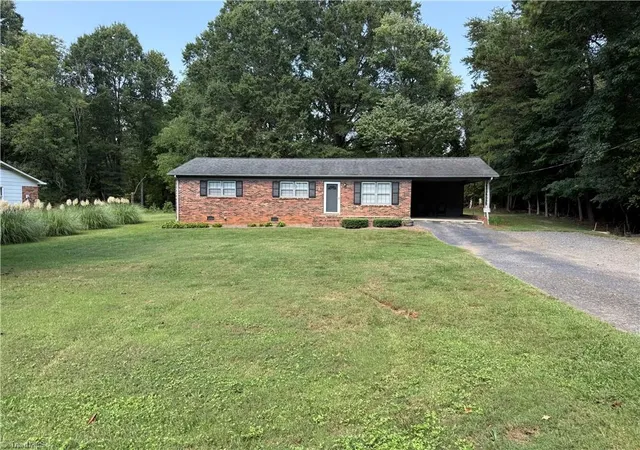 Photo 1 of Single family home for sale at 120 Brier Crk Rd, Advance, NC 27006 | MLS# 1236382 | Listing updated on 2026-09-24