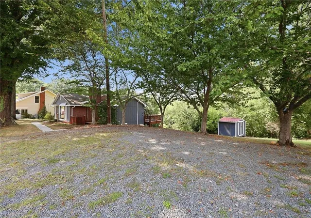 Photo 50 of Single family home for sale at 609 Main St, Danbury, NC 27016 | MLS# 1233339 | Listing updated on 2026-09-08
