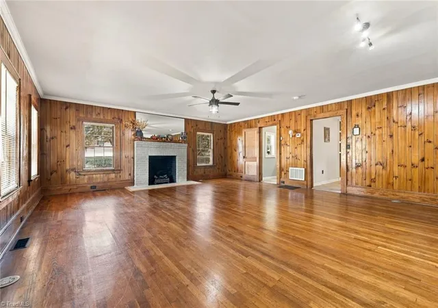 Photo 3 of Single family home for sale at 198 Cricket Clubhouse Rd, North Wilkesboro, NC 28659 | MLS# 1239517 | Listing updated on 2026-10-29