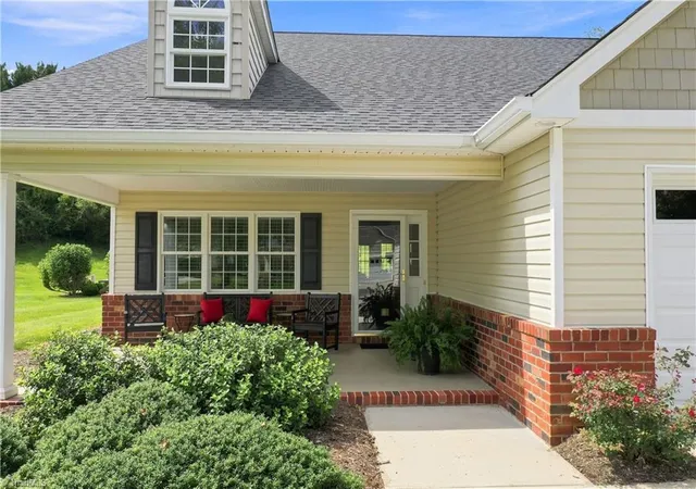 Photo 2 of Single family home for sale at 109 Plantation Pl Ln, Mount Airy, NC 27030 | MLS# 1234750 | Listing updated on 2026-09-13